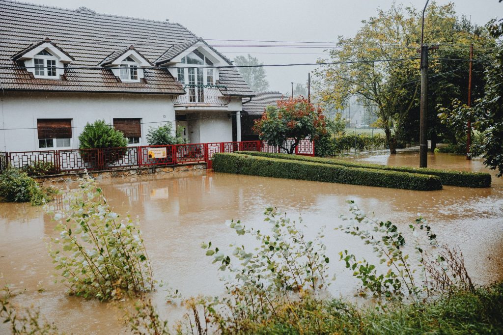 Dégâts des eaux : comment protéger efficacement votre logement ?