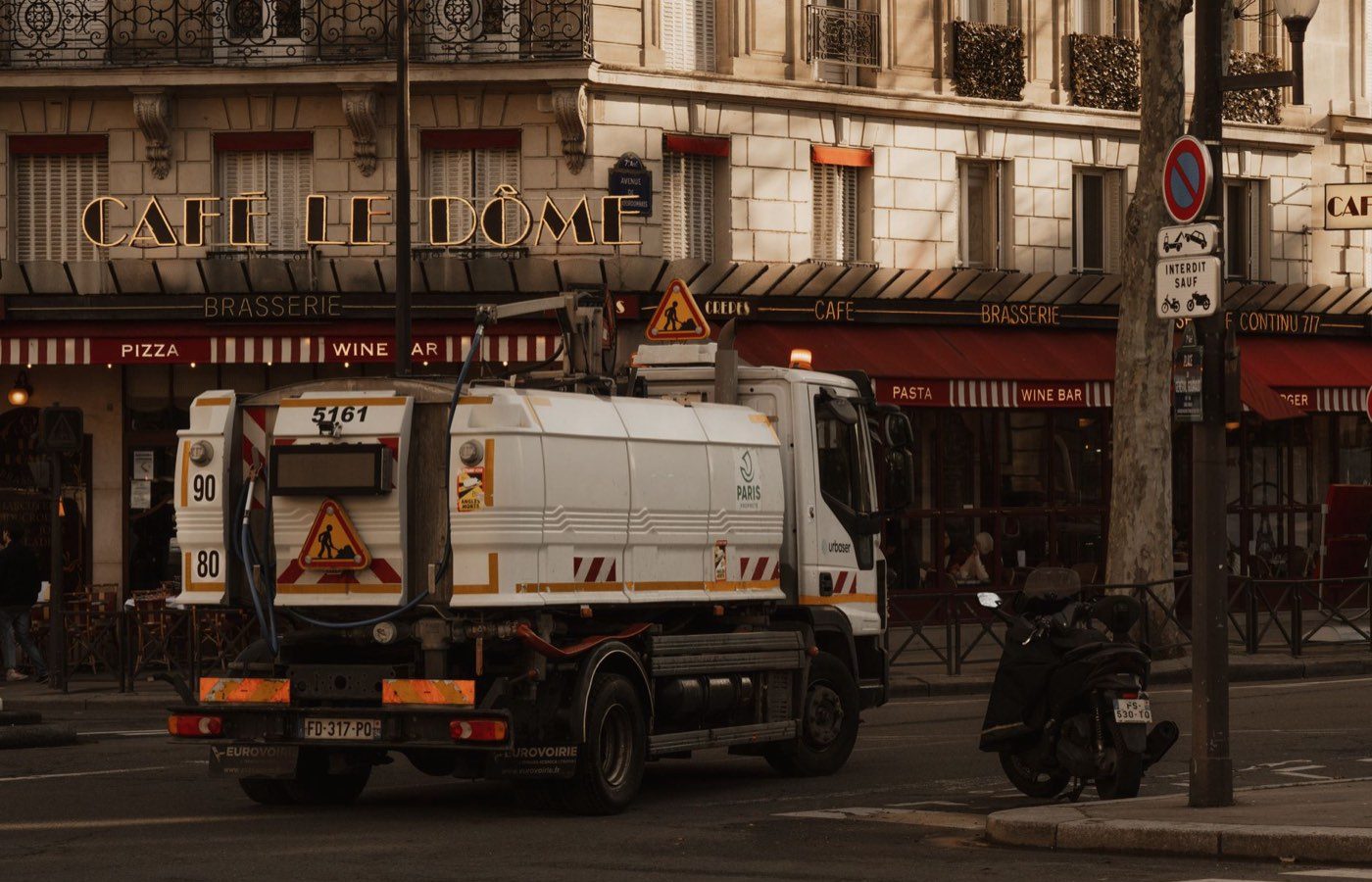 Dégorgement urgence à Paris : qui contacter et que faire